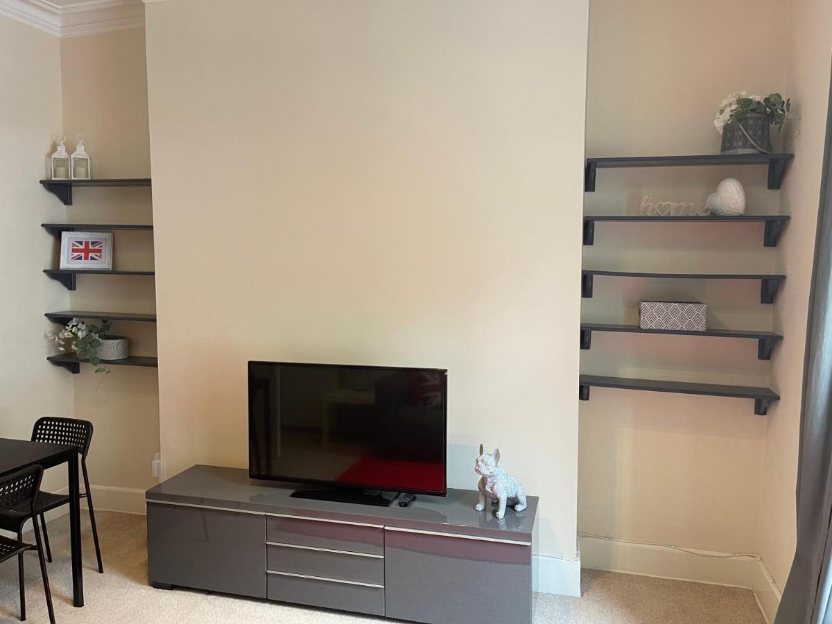 Beautiful 2 Bedroom Apartment- Prime Location, Aberdeen Centre Εξωτερικό φωτογραφία