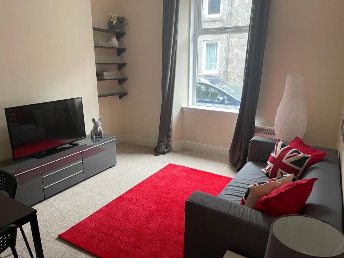 Beautiful 2 Bedroom Apartment- Prime Location, Aberdeen Centre Εξωτερικό φωτογραφία