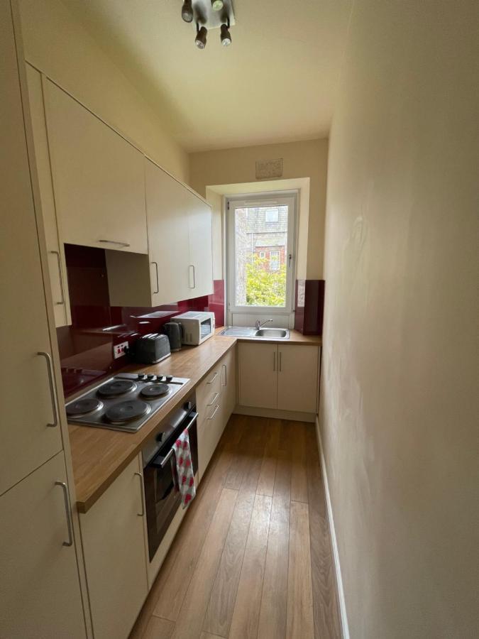 Beautiful 2 Bedroom Apartment- Prime Location, Aberdeen Centre Εξωτερικό φωτογραφία