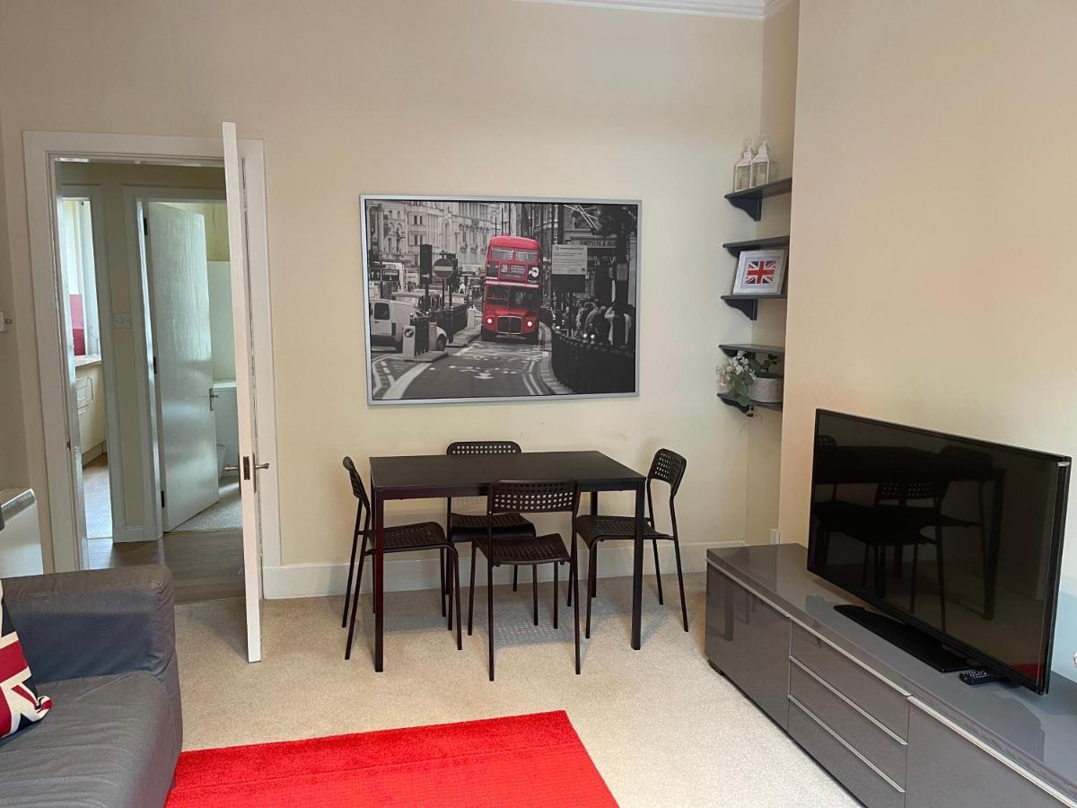 Beautiful 2 Bedroom Apartment- Prime Location, Aberdeen Centre Εξωτερικό φωτογραφία