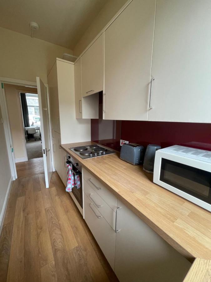 Beautiful 2 Bedroom Apartment- Prime Location, Aberdeen Centre Εξωτερικό φωτογραφία